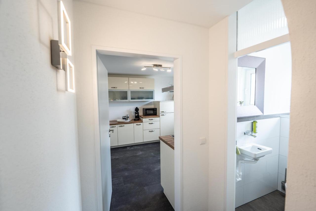 Fn L 5 Klimatisiert Mit Balkon Und Kueche Friedrichshafen